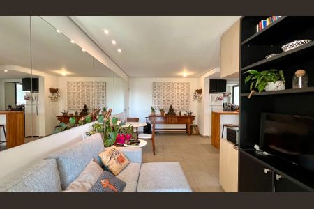 Sala de apartamento à venda com 2 quartos, 56m² em Pinheiros, São Paulo