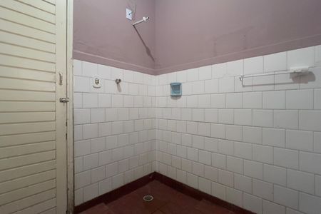 Casa à venda com 160m², 5 quartos e 1 vaga Casa à venda com 160m², 5 quartos e 1 vagaBanheiro