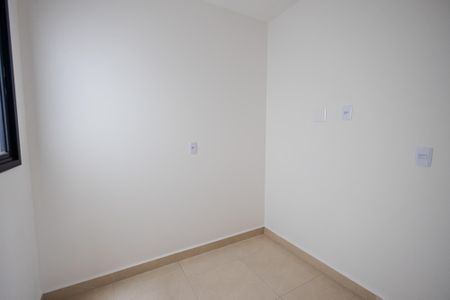 Quarto de apartamento à venda com 2 quartos, 56m² em Jardim Utinga, Santo André