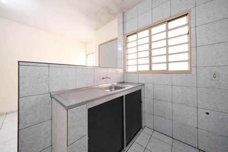 Sala/Cozinha de casa para alugar com 2 quartos, 60m² em Cidade Líder, São Paulo