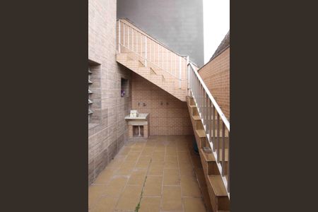 Apartamento para alugar com 220m², 3 quartos e 2 vagasQuintal