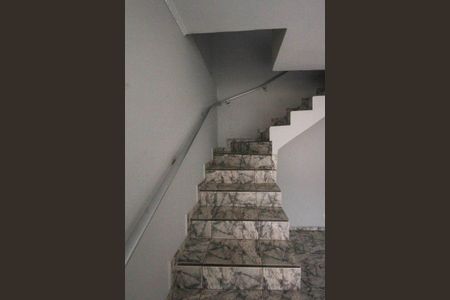 Apartamento para alugar com 220m², 3 quartos e 2 vagasEscada