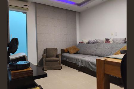 Sala de apartamento à venda com 2 quartos, 75m² em Vila da Penha, Rio de Janeiro