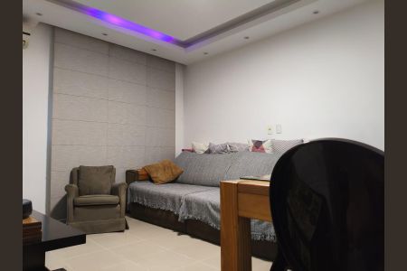 Sala de apartamento à venda com 2 quartos, 75m² em Vila da Penha, Rio de Janeiro