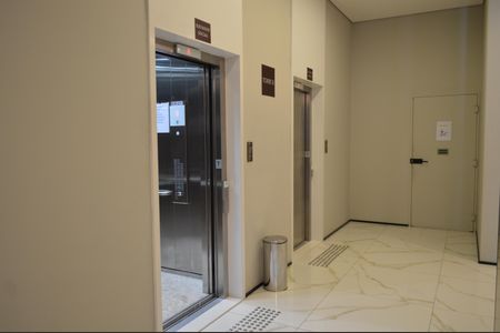 Apartamento para alugar com 99m², 3 quartos e 2 vagasElevador