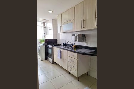 Apartamento à venda com 91m², 3 quartos e 1 vagaCozinha