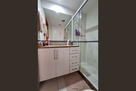 Apartamento à venda com 91m², 3 quartos e 1 vagaBanheiro Social