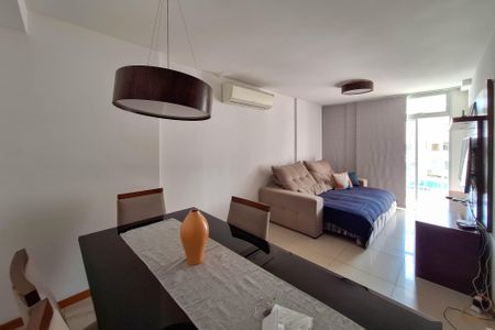 Apartamento à venda com 91m², 3 quartos e 1 vagaSala