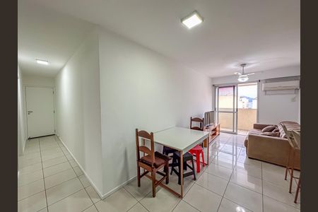 Apartamento para alugar com 79m², 2 quartos e 1 vagaSala