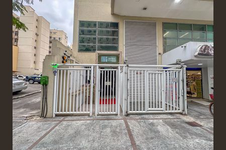 Apartamento para alugar com 79m², 2 quartos e 1 vagaFachada