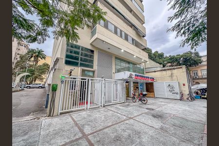 Apartamento para alugar com 79m², 2 quartos e 1 vagaFachada