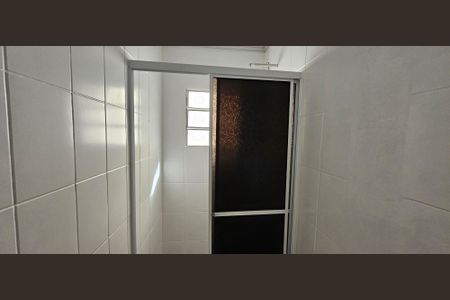 Casa à venda com 216m², 4 quartos e 1 vagaBanheiro 2