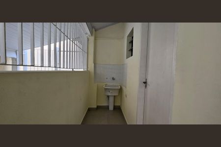 Casa à venda com 216m², 4 quartos e 1 vagaÁrea de Serviço