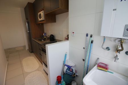 Apartamento à venda com 54m², 2 quartos e 1 vagaCozinha e Área de Serviço