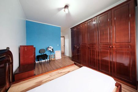 Casa à venda com 178m², 3 quartos e 2 vagasSuíte 2