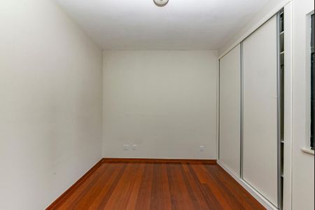 Apartamento à venda com 45m², 1 quarto e 2 vagasSuíte