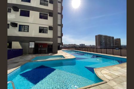 Apartamento à venda com 114m², 4 quartos e 2 vagas Apartamento à venda com 114m², 4 quartos e 2 vagasÁrea comum - Piscina
