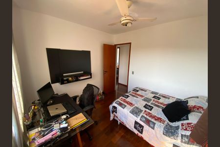 Apartamento à venda com 114m², 4 quartos e 2 vagas Apartamento à venda com 114m², 4 quartos e 2 vagasQuarto 4