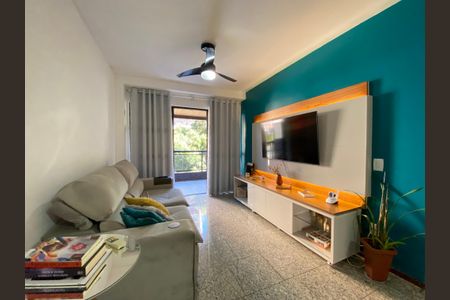 Apartamento à venda com 114m², 4 quartos e 2 vagas Apartamento à venda com 114m², 4 quartos e 2 vagasSala
