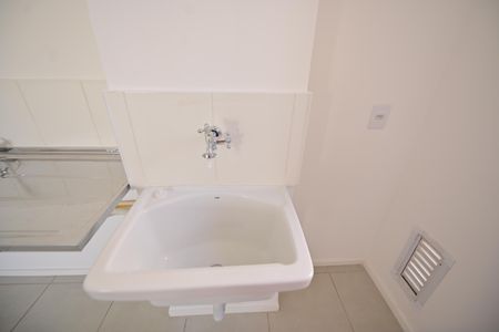 Apartamento para alugar com 56m², 2 quartos e 1 vagaÁrea de Serviço