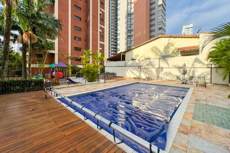 Apartamento para alugar com 250m², 4 quartos e 3 vagas Apartamento para alugar com 250m², 4 quartos e 3 vagasÁrea comum