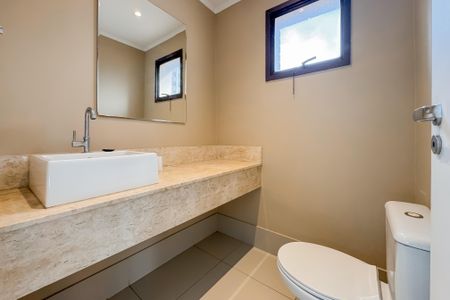 Apartamento para alugar com 250m², 4 quartos e 3 vagas Apartamento para alugar com 250m², 4 quartos e 3 vagasLavabo