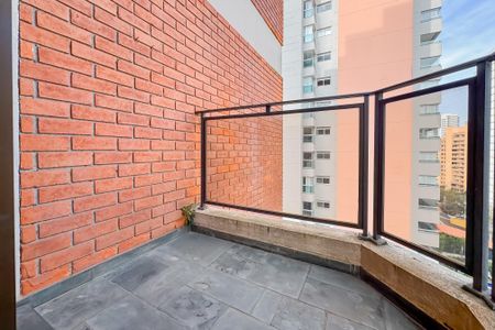 Apartamento para alugar com 250m², 4 quartos e 3 vagas Apartamento para alugar com 250m², 4 quartos e 3 vagasVaranda do Quarto 2