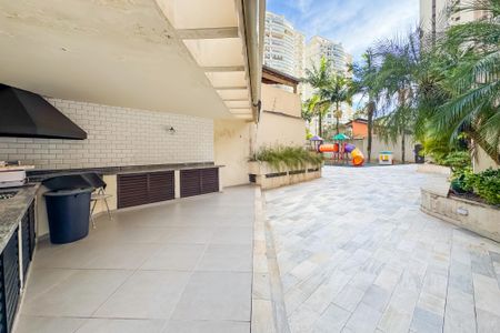 Apartamento para alugar com 250m², 4 quartos e 3 vagas Apartamento para alugar com 250m², 4 quartos e 3 vagasÁrea comum