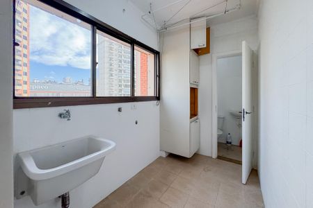 Apartamento para alugar com 250m², 4 quartos e 3 vagas Apartamento para alugar com 250m², 4 quartos e 3 vagasÁrea de Serviço