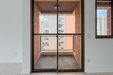 Apartamento para alugar com 250m², 4 quartos e 3 vagas Apartamento para alugar com 250m², 4 quartos e 3 vagasSacada