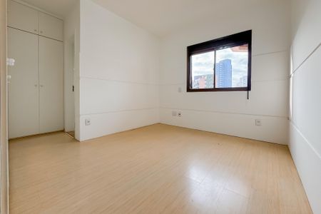 Apartamento para alugar com 250m², 4 quartos e 3 vagas Apartamento para alugar com 250m², 4 quartos e 3 vagasSuíte 1