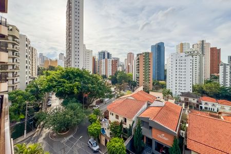 Apartamento para alugar com 250m², 4 quartos e 3 vagas Apartamento para alugar com 250m², 4 quartos e 3 vagasVista da Varanda