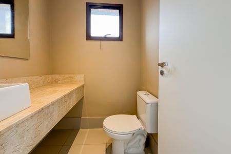 Apartamento para alugar com 250m², 4 quartos e 3 vagas Apartamento para alugar com 250m², 4 quartos e 3 vagasLavabo