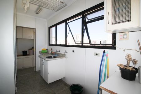 Apartamento à venda com 147m², 3 quartos e 3 vagasÁrea de Serviço