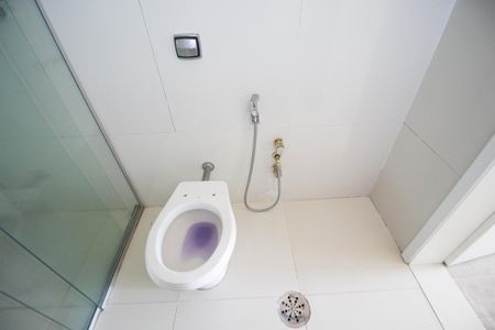 Apartamento à venda com 147m², 3 quartos e 3 vagasBanheiro da Suíte 1