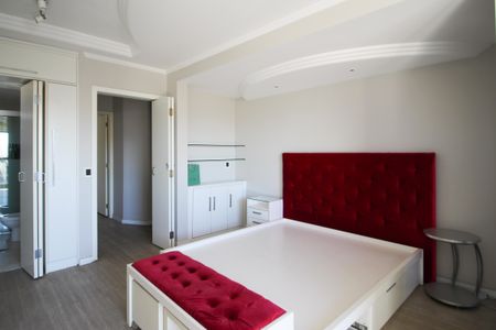 Apartamento à venda com 147m², 3 quartos e 3 vagasSuíte 1