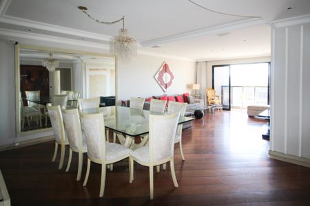 Apartamento à venda com 147m², 3 quartos e 3 vagasSala