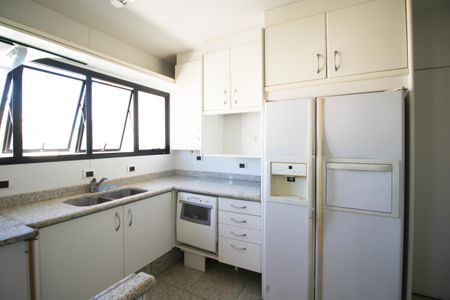 Apartamento à venda com 147m², 3 quartos e 3 vagasCozinha