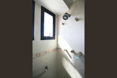 Apartamento à venda com 147m², 3 quartos e 3 vagasBanheiro da Suíte 1