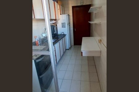 Apartamento à venda com 82m², 3 quartos e 1 vagaCozinha e Área de Serviço