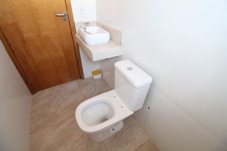 Casa para alugar com 185m², 4 quartos e 2 vagasBanheiro Social 2