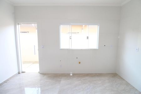 Casa para alugar com 185m², 4 quartos e 2 vagasCozinha