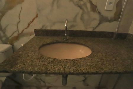 Apartamento à venda com 200m², 3 quartos e sem vagaBanheiro 1