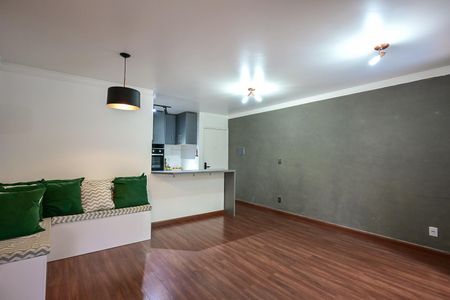Apartamento para alugar com 88m², 2 quartos e 2 vagasSala