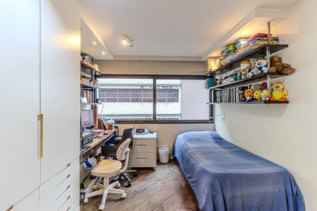 Apartamento à venda com 136m², 4 quartos e 2 vagasQuarto 1