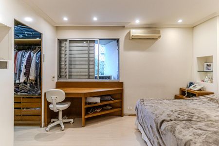 Apartamento à venda com 136m², 4 quartos e 2 vagasSuíte