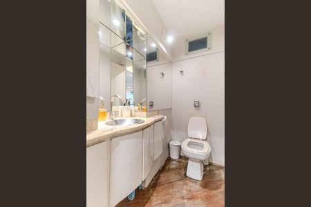 Apartamento à venda com 136m², 4 quartos e 2 vagasLavabo