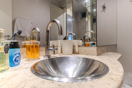 Apartamento à venda com 136m², 4 quartos e 2 vagasLavabo