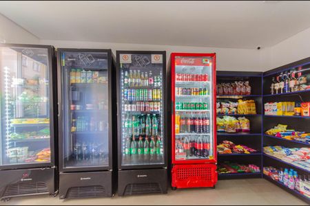 Apartamento para alugar com 36m², 2 quartos e sem vaga Apartamento para alugar com 36m², 2 quartos e sem vagaÁrea comum - Mercado