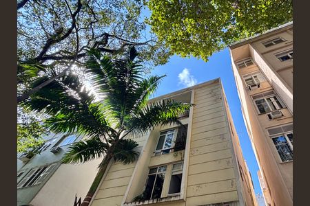 Apartamento à venda com 50m², 1 quarto e sem vaga Apartamento à venda com 50m², 1 quarto e sem vagaFachada